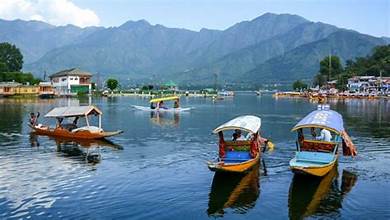 IRCTC Kashmir Tour: कम बजट में करें कश्मीर की यात्रा