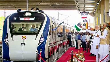 Revolutionizing Travel: The Inaugural Journey of Ayodhya-Delhi Vande Bharat Express