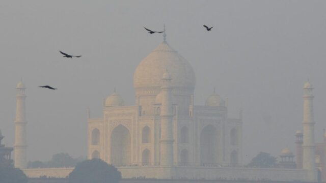 वायु प्रदूषण: साँसों की लड़ाई